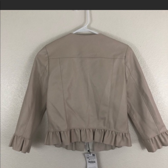 Zara XS cream/pink faux leather jacket ruffles XS - Picture 5 of 5